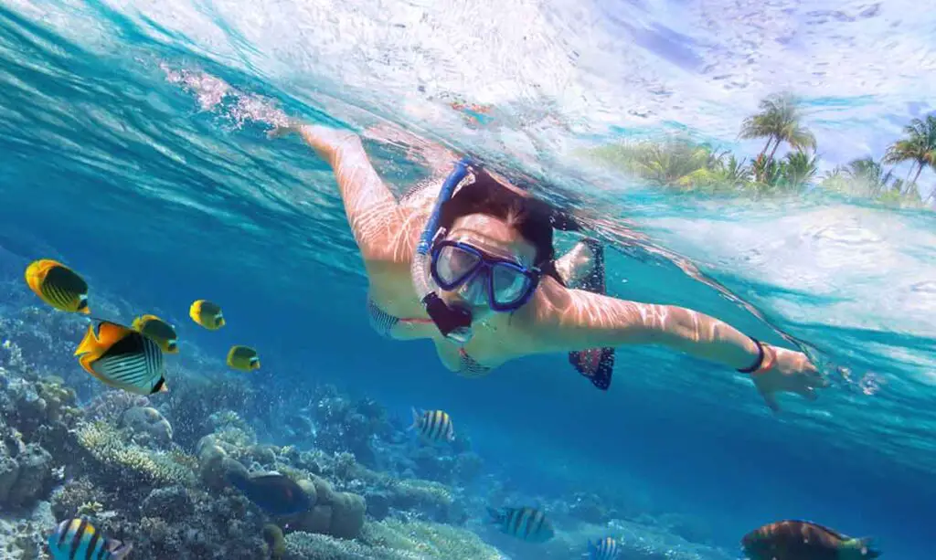 How To Breathe Underwater With Snorkel
